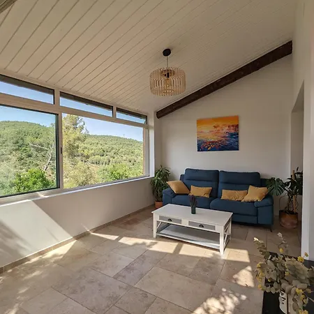 Maison Paisible Au Bord Du D'esparron 펜션 *